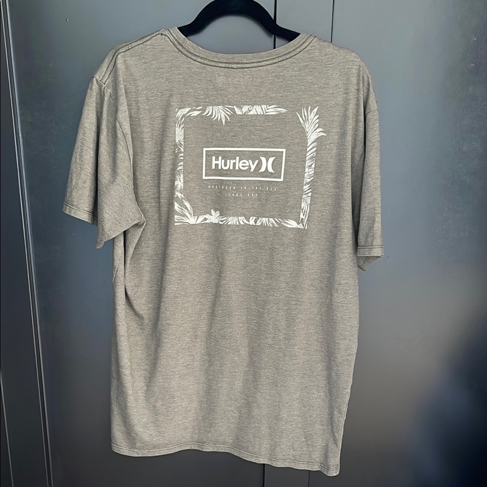 Mens Hurley Grayish Short Sleeve Tee with Logo
